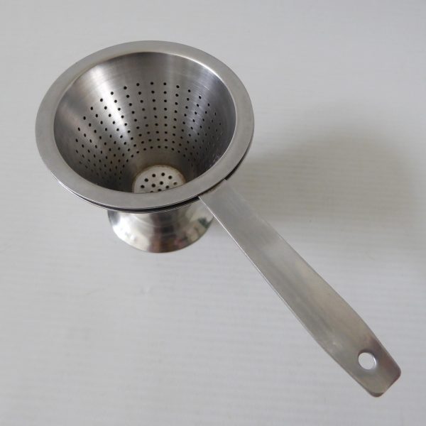 Rostfritt Sweden tea strainer, vintage 18/8 stainless steel. Small sieve/filter - Image 3