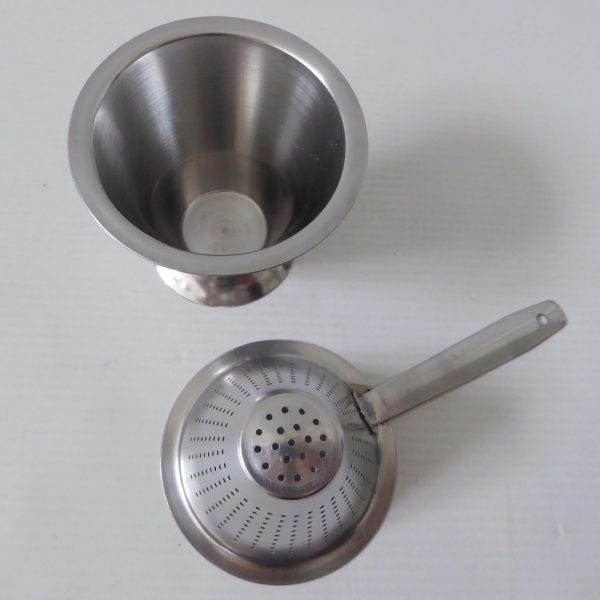 Rostfritt Sweden tea strainer, vintage 18/8 stainless steel. Small sieve/filter - Image 7