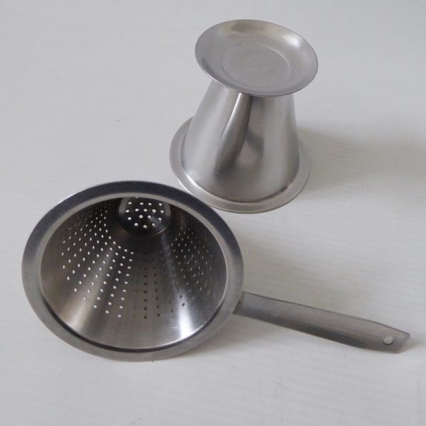 Rostfritt Sweden tea strainer, vintage 18/8 stainless steel. Small sieve/filter - Image 8