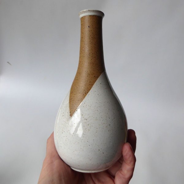 Signed vintage studio pottery bud stem vase, handmade thrown stoneware, white 7" - Image 6