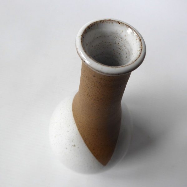 Signed vintage studio pottery bud stem vase, handmade thrown stoneware, white 7" - Image 9