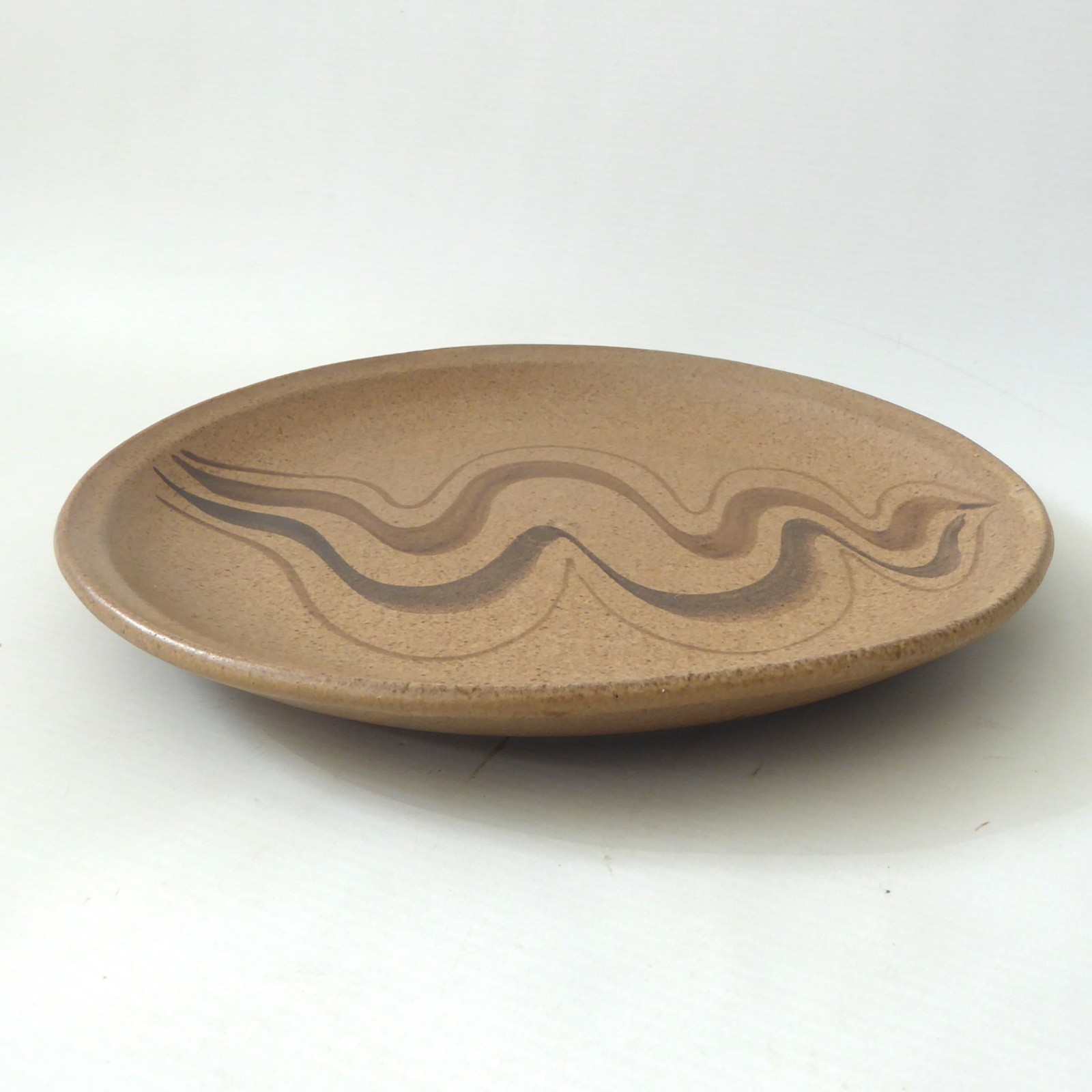 Studio Pottery round dish 10" plate, vintage stoneware, painted squiggles. Retro - Image 5