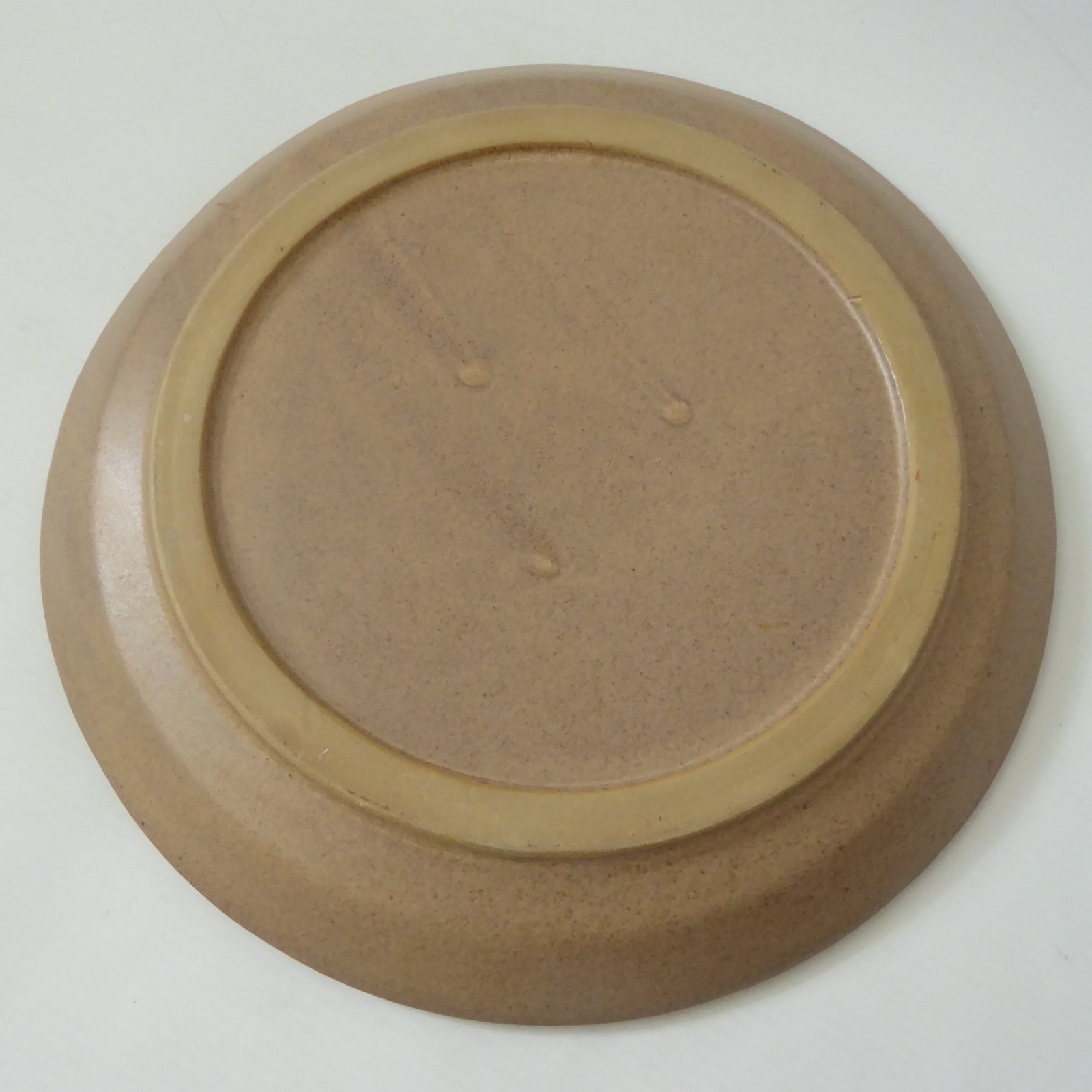 Studio Pottery round dish 10" plate, vintage stoneware, painted squiggles. Retro - Image 7