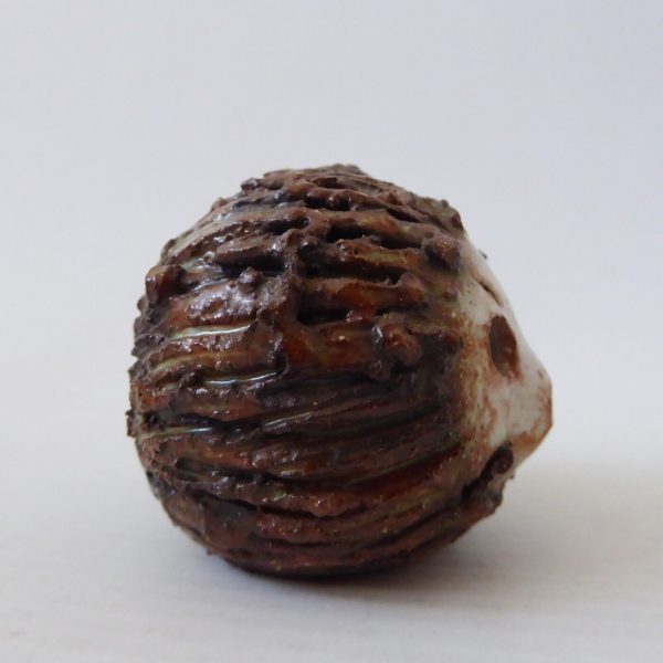 Vintage Briglin studio pottery small hedgehog figurine. Cute round, 1970s retro - Image 12