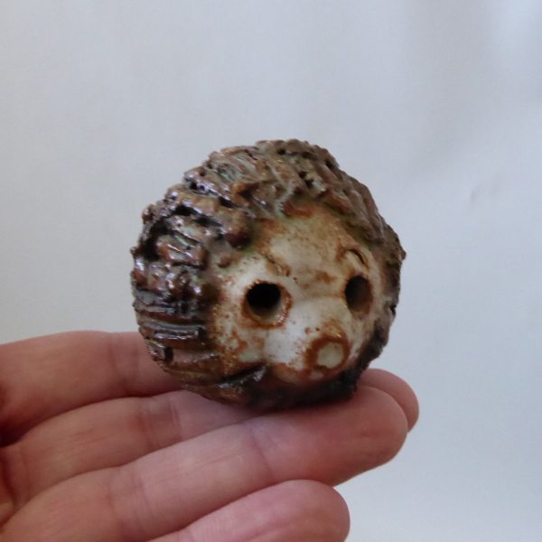 Vintage Briglin studio pottery small hedgehog figurine. Cute round, 1970s retro - Image 7