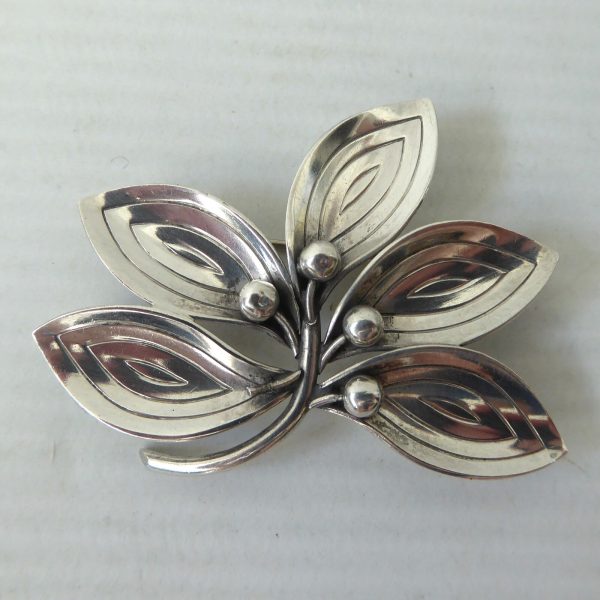 Vintage Danish Aarre & Krogh A&K big leaf sterling silver 925 brooch, modernist - Image 3