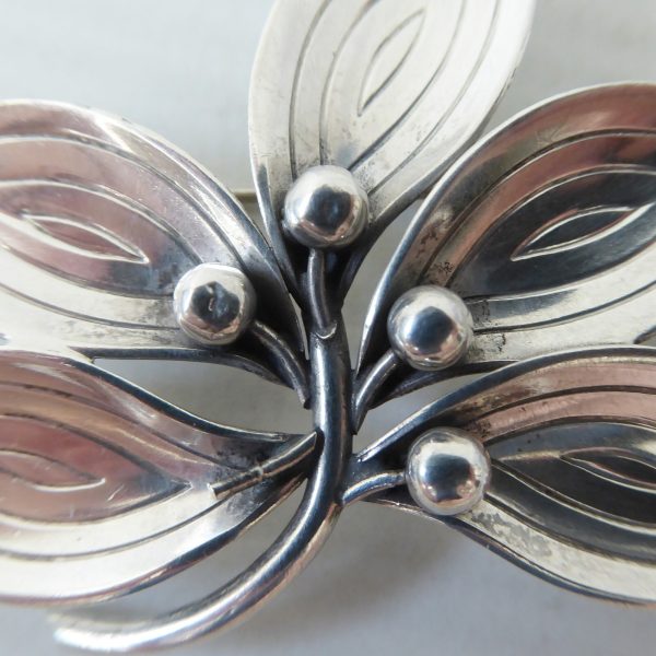 Vintage Danish Aarre & Krogh A&K big leaf sterling silver 925 brooch, modernist - Image 10