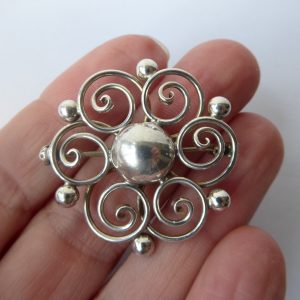 Vintage Danish Hermann Siersbol 925 silver brooch. Modernist swirl whirl spirals