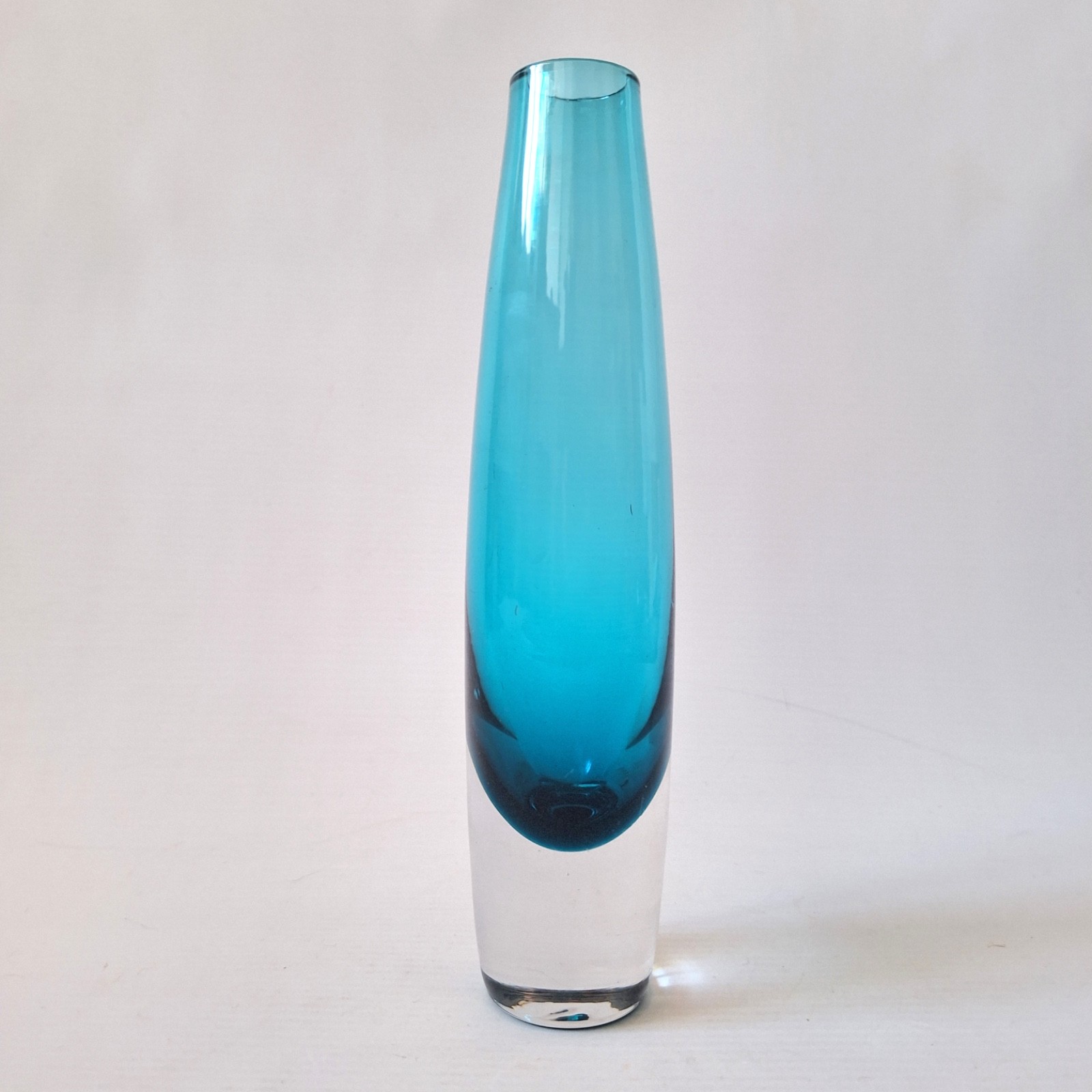 Vintage art glass bud vase Scandinavian Aseda style Teal kingfisher blue torpe