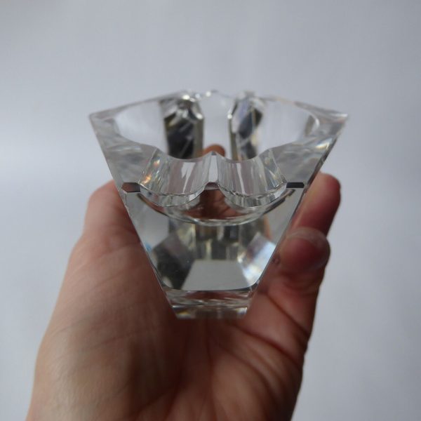 Vintage modernist art glass crystal ashtray bowl. Art Deco style faceted clear - Image 5