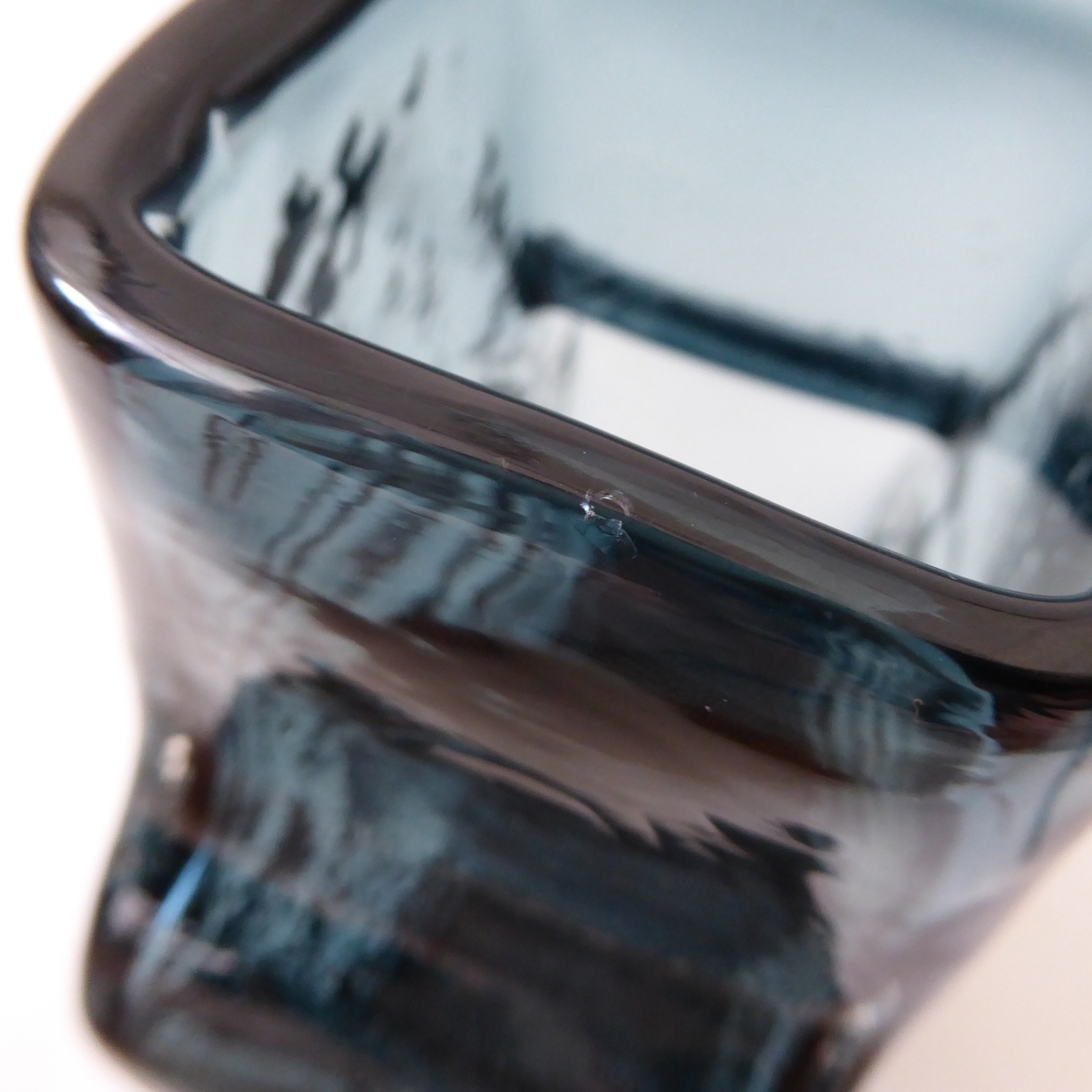 Whitefriars Glass 9675, Indigo Cello art glass vase, Geoffrey Baxter vintage 60s - Image 15
