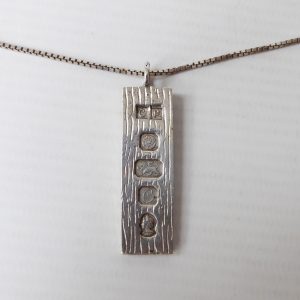 1977 Sheffield GP sterling silver 925 ingot pendant, bark textured & chain, 17g