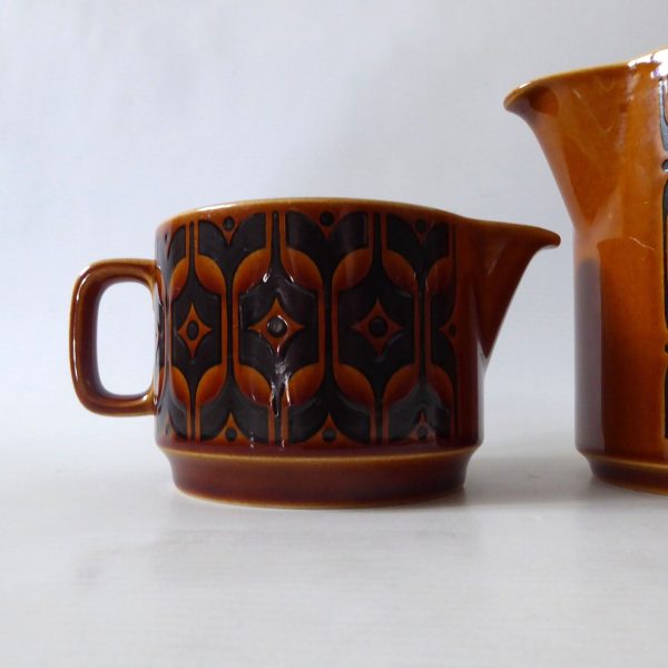2 Hornsea Heirloom brown vintage jugs, short & large. 70s John Clappison pottery - Image 3