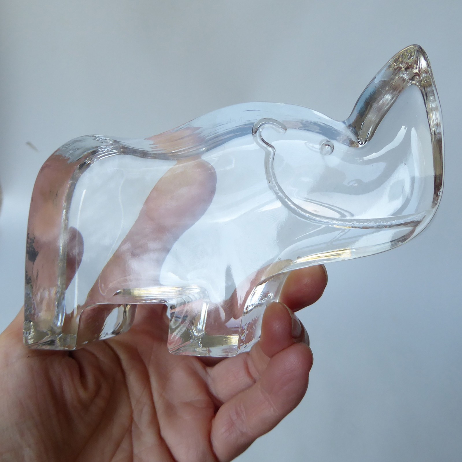 Bertil Vallien Kosta Boda rhino, art glass figurine. Zoo Series 1982 paperweight