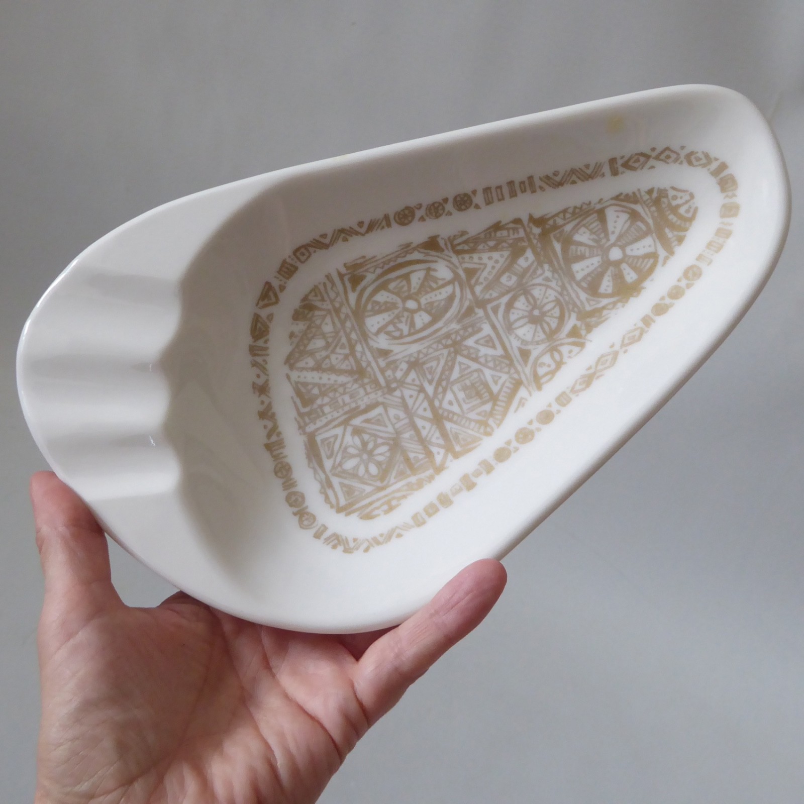 Cyanamid Canada large vintage melamine ashtray bowl, asymmetric abstract retro - Image 10