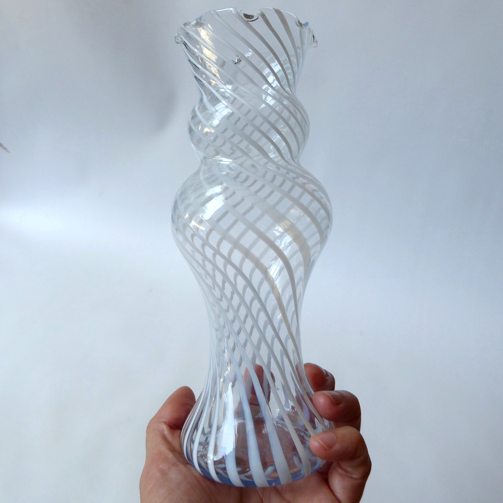 Empoli/Venetian art glass vase, white twisted enamel. Vintage curvy, scallop rim
