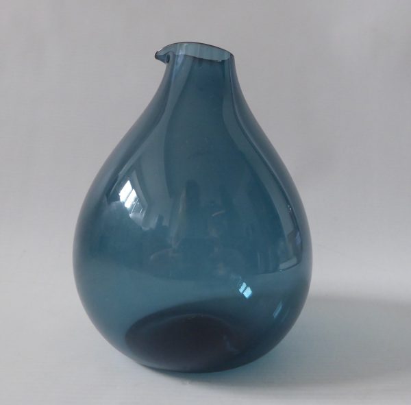 Gullaskruf Kjell Blomberg Blomkulla Swedish glass 16cm bird vase pitcher 1960s vintage - Image 3