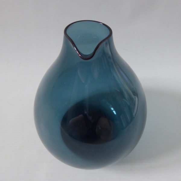 Gullaskruf Kjell Blomberg Blomkulla Swedish glass 16cm bird vase pitcher 1960s vintage - Image 6