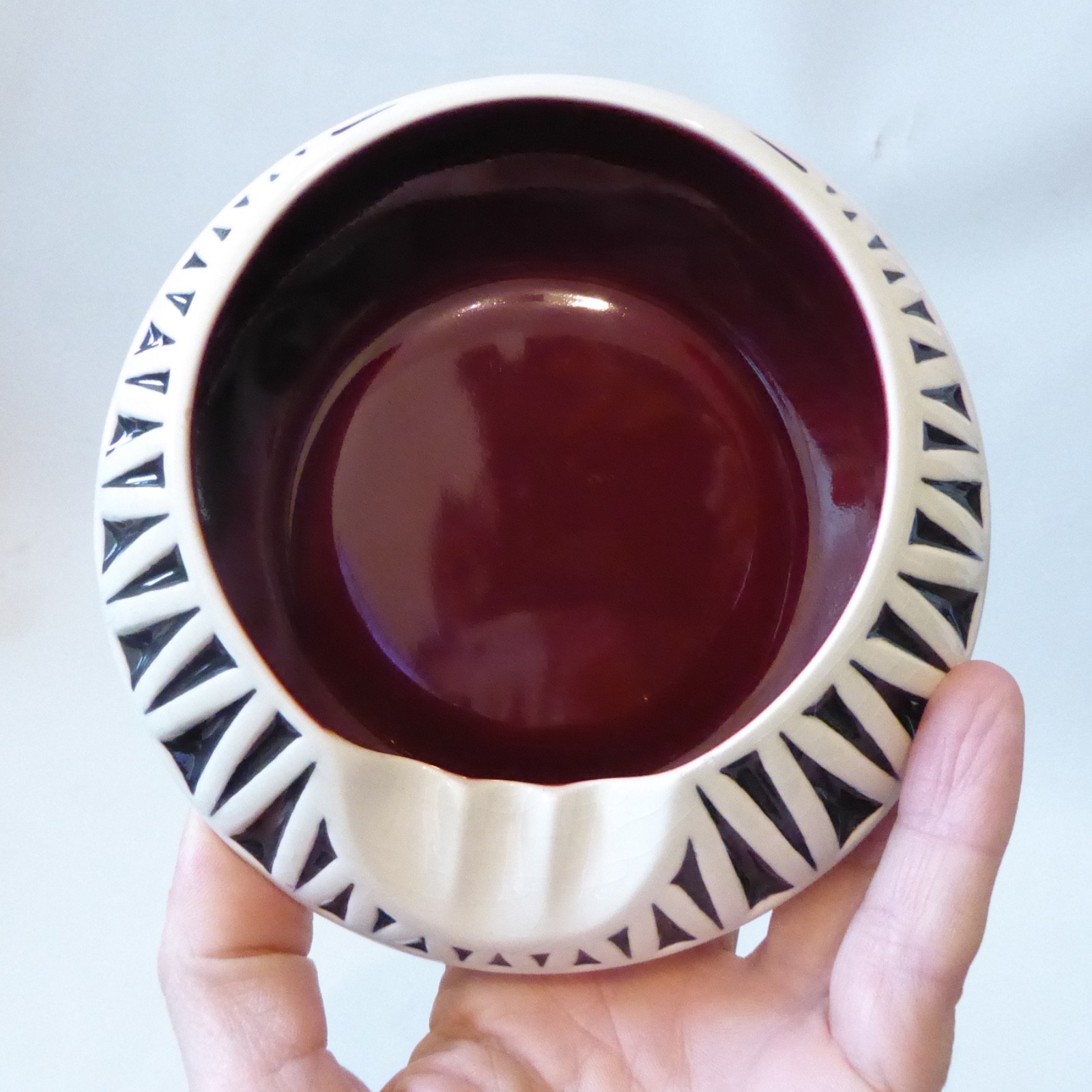 Hornsea Crescent 235 ashtray, black white maroon. 1960-1961 ceramic bowl vintage - Image 3
