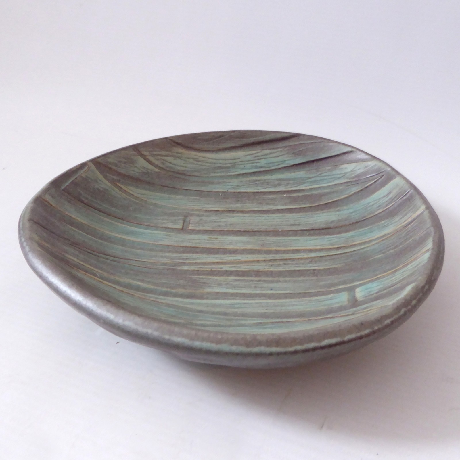 Humlebaek Keramik Denmark for Danfoss art pottery triangular pottery dish, HK - Image 5
