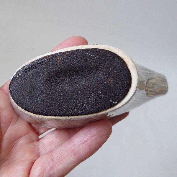 Leather backed vintage mid century San Marino pin dish, sgraffito bottles, 60s - Image 12