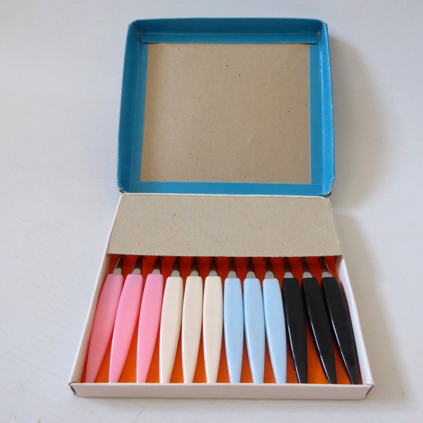 Little Forks 12 cocktail/snack/cake. Unused boxed. Vintage 1960s, retro. Dozen - Image 5