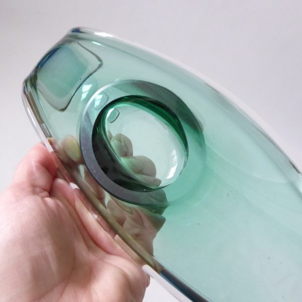 Long green art glass cased bowl, vintage mid century style. Scoop, curled retro - Image 11