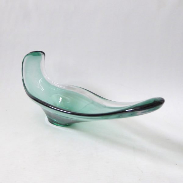 Long green art glass cased bowl, vintage mid century style. Scoop, curled retro - Image 5