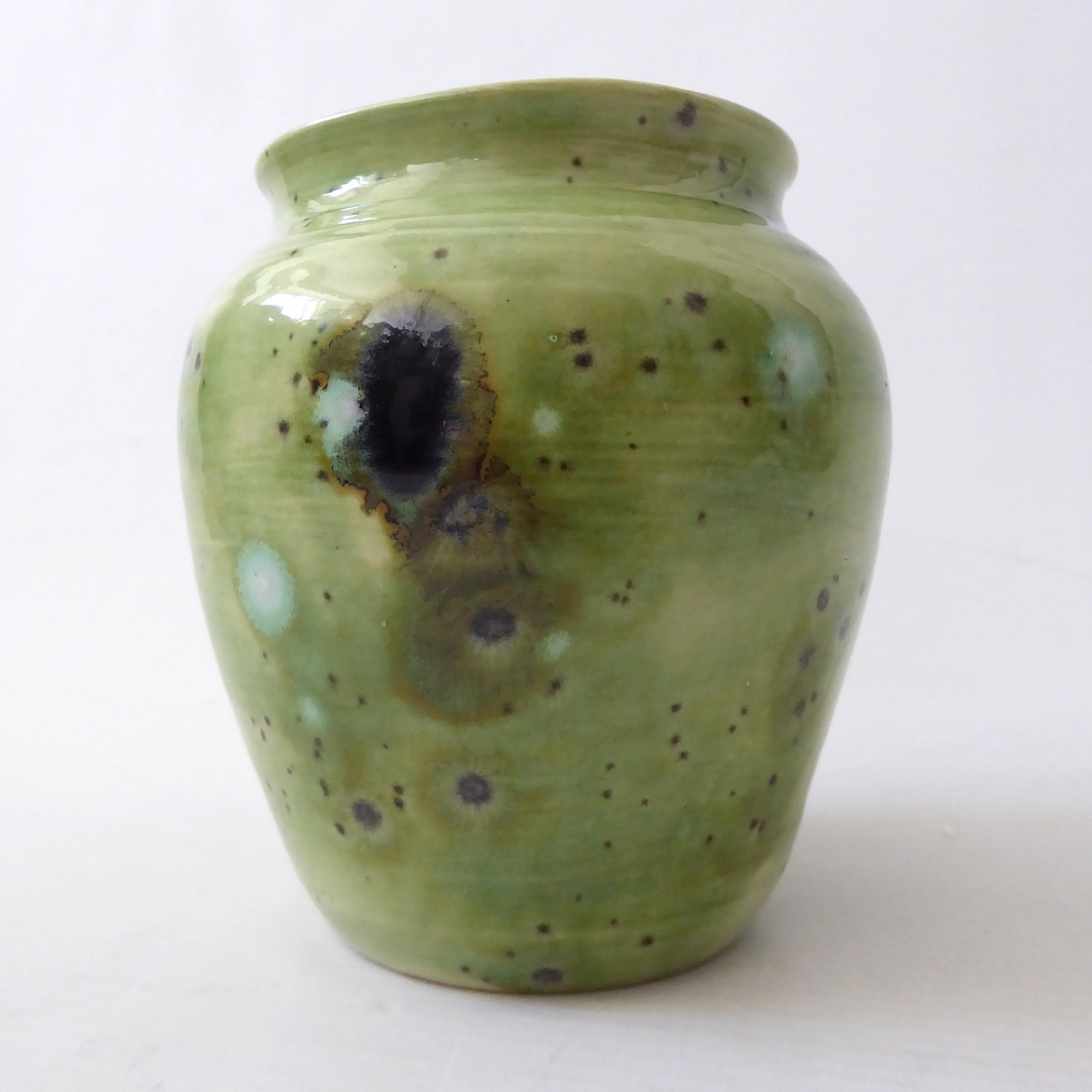 Mark Baker at Trad Pots Poole vintage art pottery vase, lime olive green spotty - Image 3