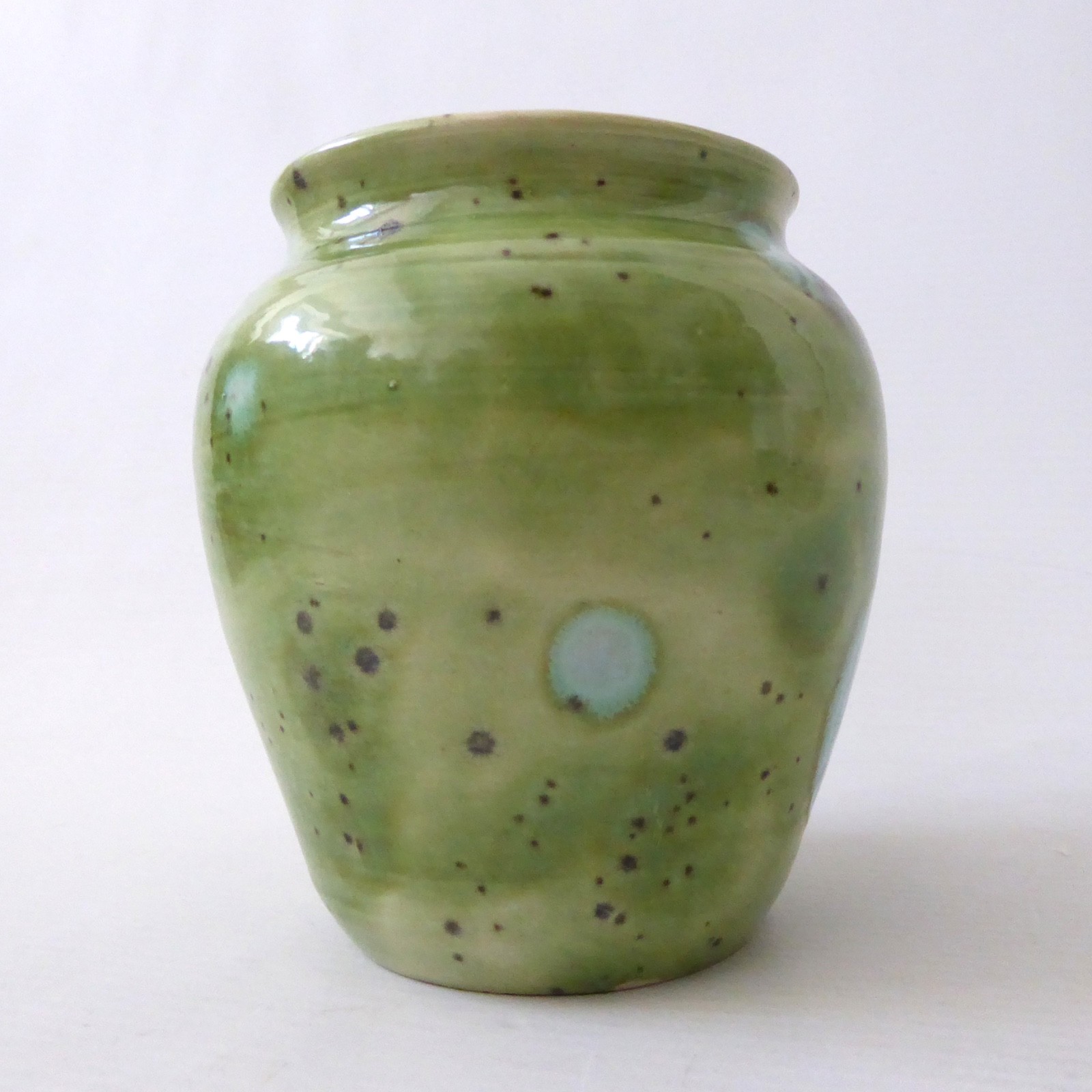 Mark Baker at Trad Pots Poole vintage art pottery vase, lime olive green spotty - Image 4