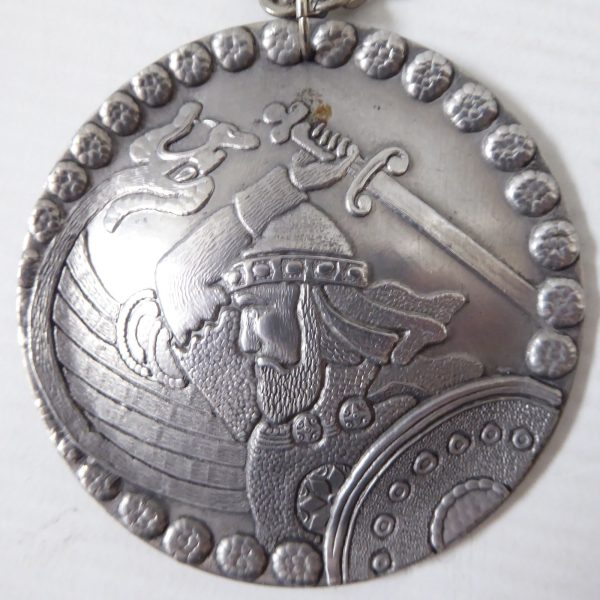 Meba Iceland vintage pewter Nordic Norse Viking medallion pendant & 27" necklace - Image 4