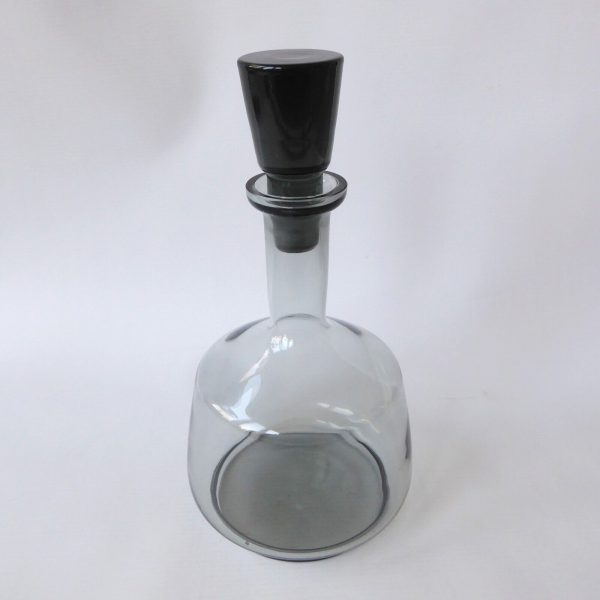 Mid century drinks decanter, smokey grey glass, modernist 1960s 1970s barware - Image 4