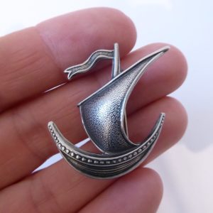 Norwegian Ivar Holth sterling silver 925 vintage brooch viking boat ship galleon