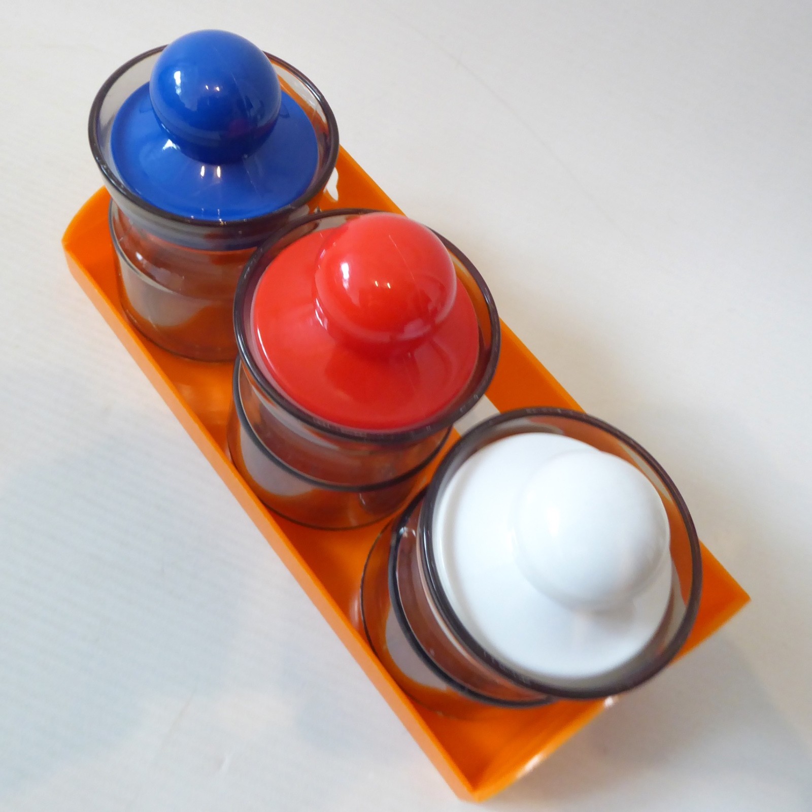 Retro small plastic kitchen pots and orange storage shelf. 1970s jars containers - Image 6