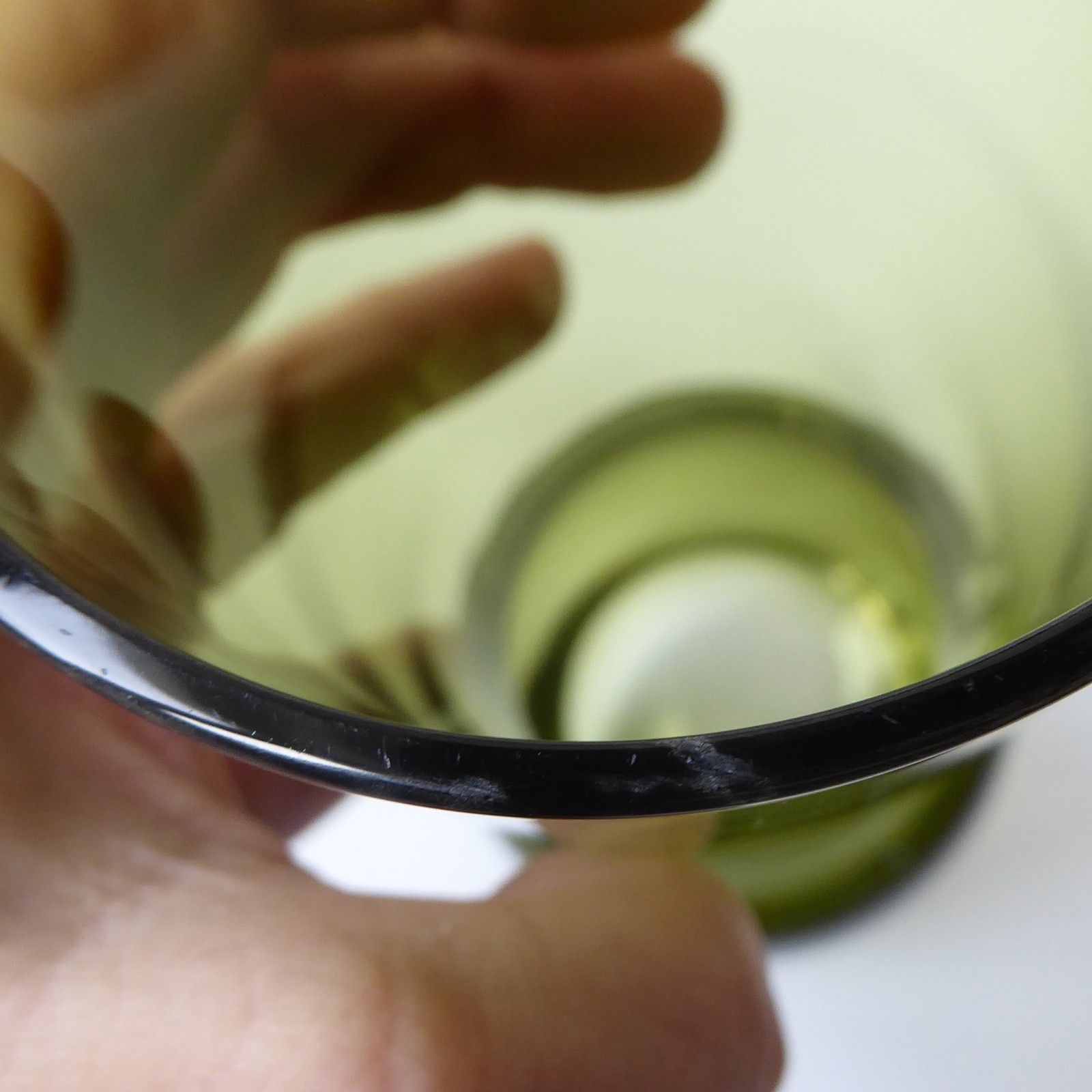 Riihimaki 1483 tall vintage art glass vase, olive green Finland Riihimaen Lasi - Image 8