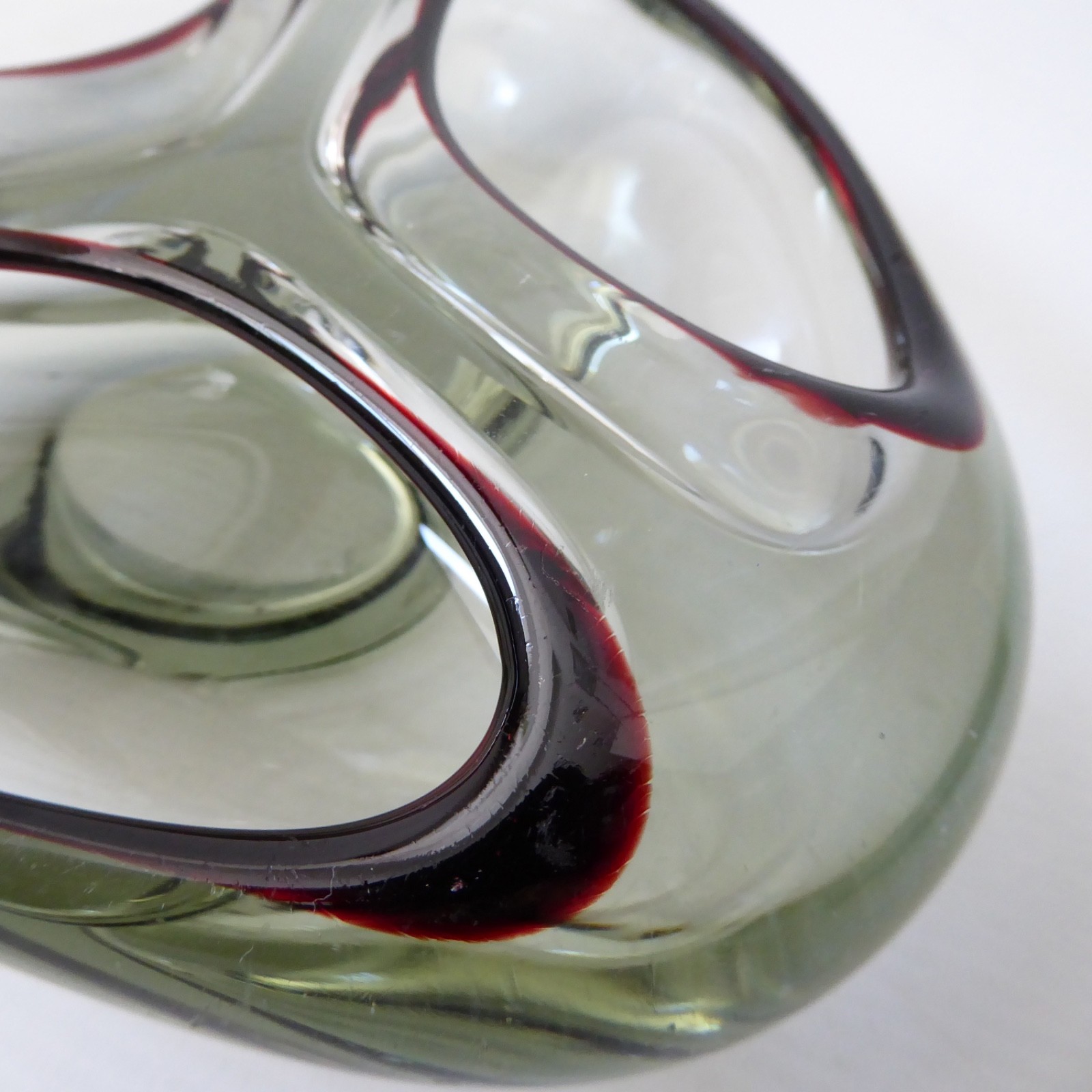 Romanian art glass dish, bowl ashtray. Grey & red vintage retro 70s Murano style - Image 8