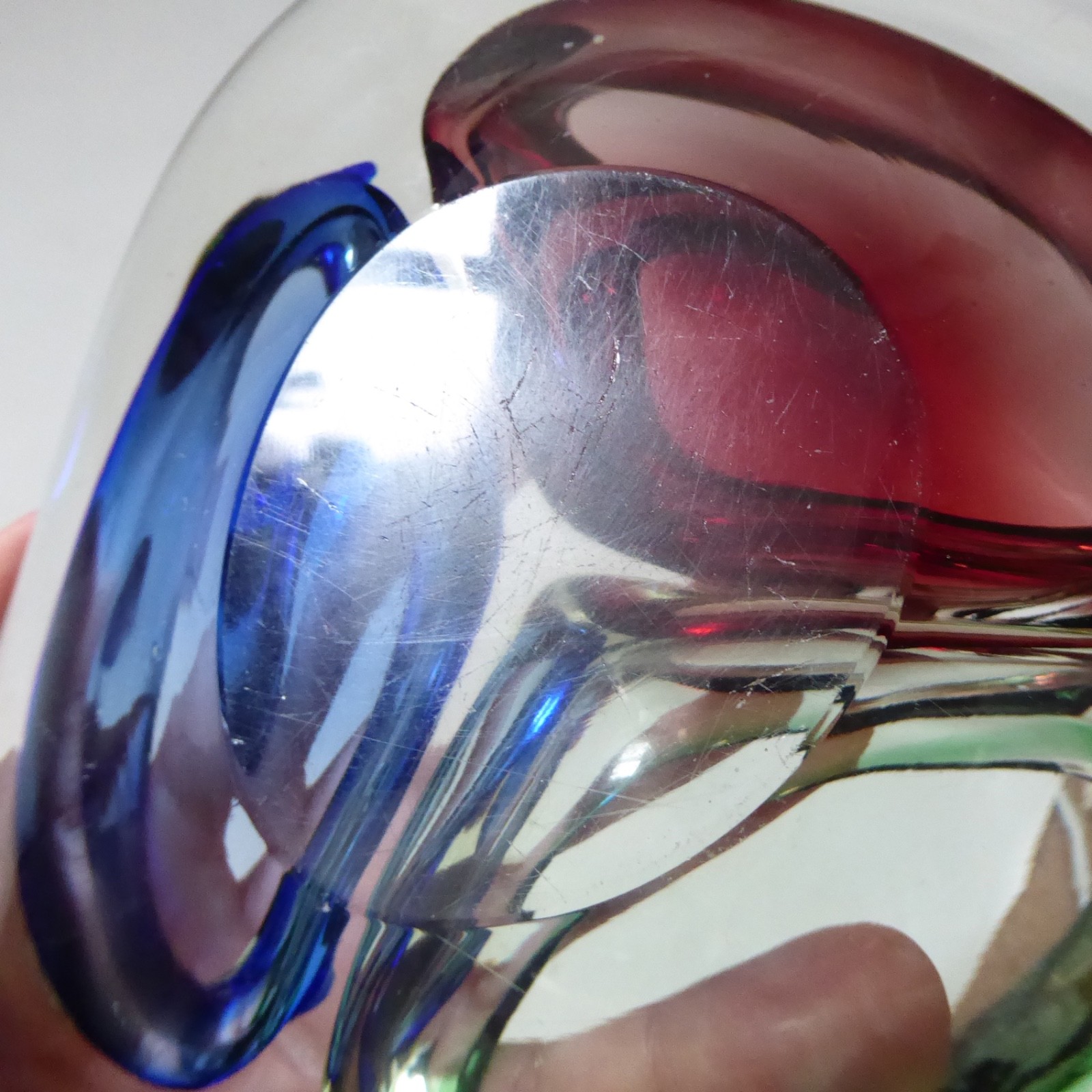 Romanian art glass dish, tri bowl ashtray. Red blue vintage retro, Murano style - Image 11
