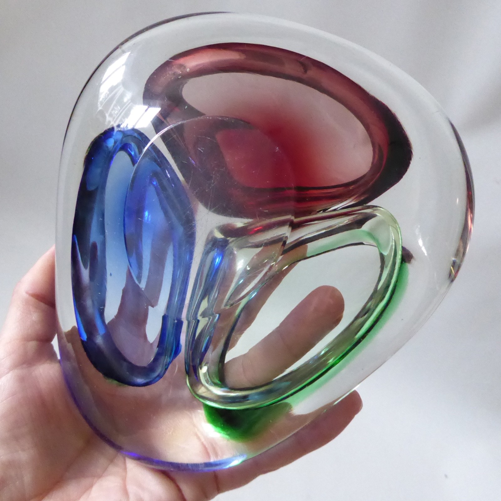 Romanian art glass dish, tri bowl ashtray. Red blue vintage retro, Murano style - Image 10