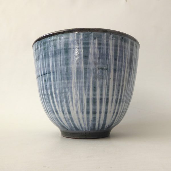 Rye Pottery Jimmy Elliott 1950s plant pot holder, pottery sgraffito bowl planter - Image 3