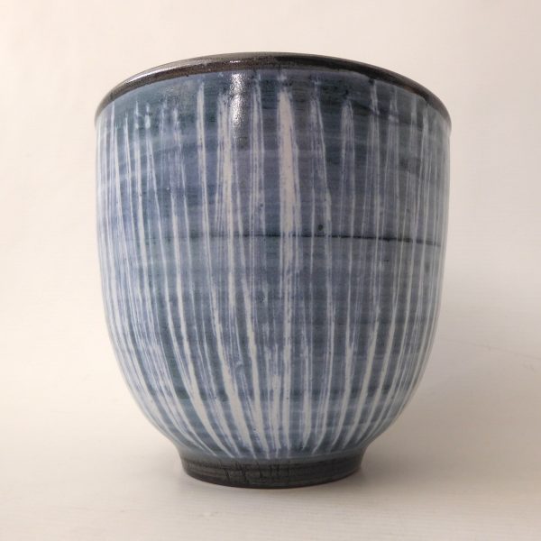 Rye Pottery Jimmy Elliott 1950s plant pot holder, pottery sgraffito bowl planter - Image 8