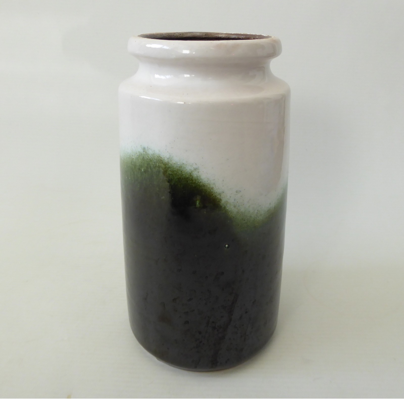 Scheurich West German vase 201-18, deep green & white, ceramic pottery, vintage - Image 6