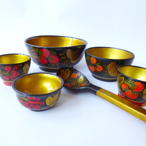 Set 6 vintage USSR Soviet Russian Lacquer Ware bowls & spoon. Khokhloma gold 70s
