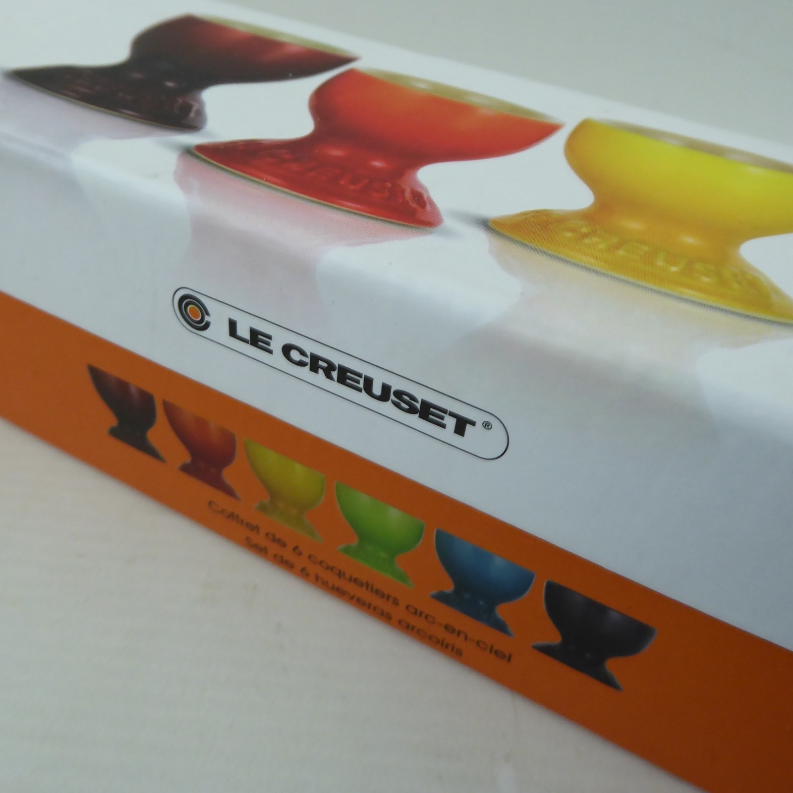 Set of 6 boxed Le Creuset Rainbow ceramic stoneware footed egg cups. Multicolour - Image 4