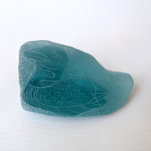 Siku Canada Inuit carved frosted art glass sculpture, loon diving bird. Green