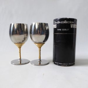 Stuart Devlin Viners 2 wine goblets. 1970s modernist, brutalist stemware glasses