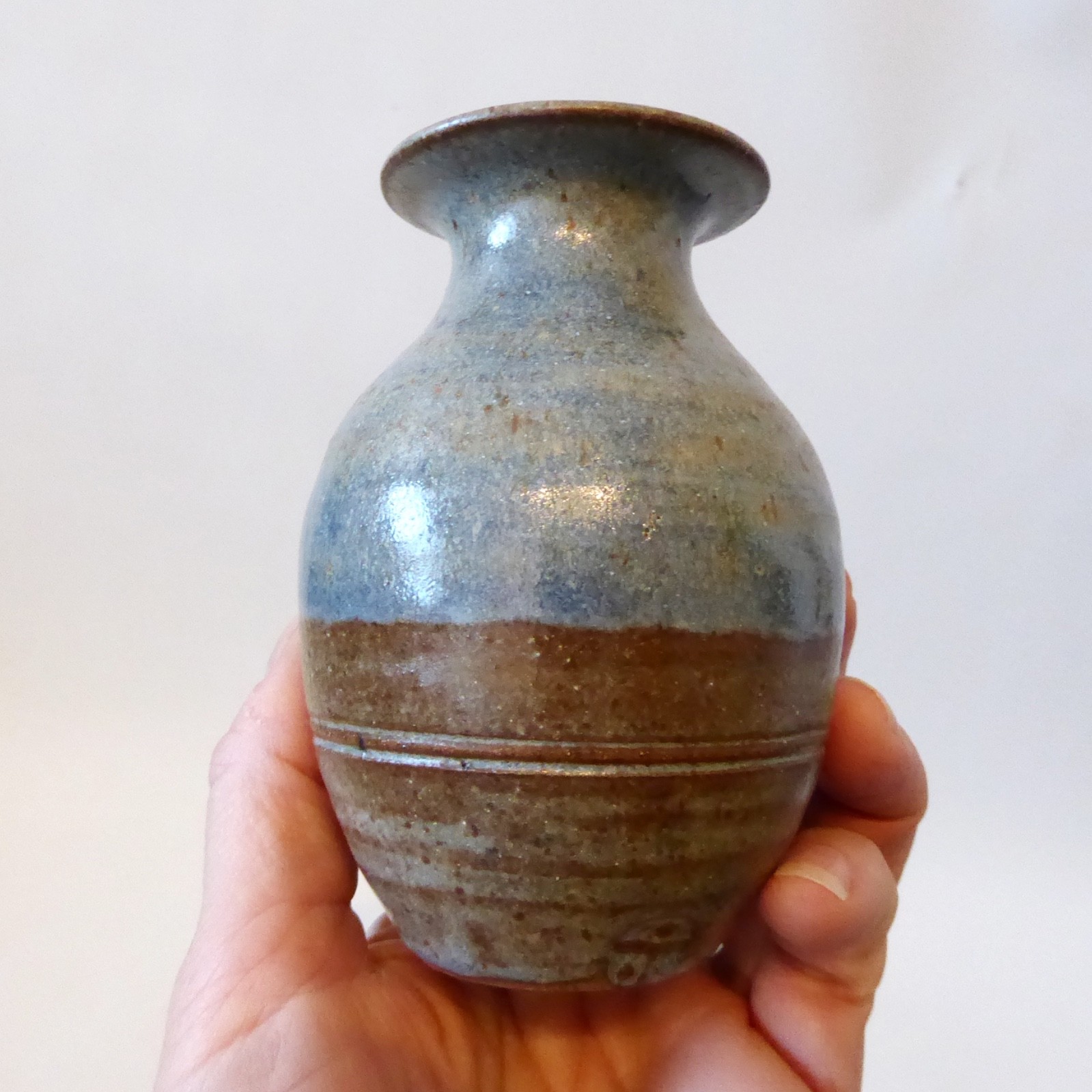 Studio Pottery small vase, signed vintage handmade stoneware clay, brown & blue - Image 4