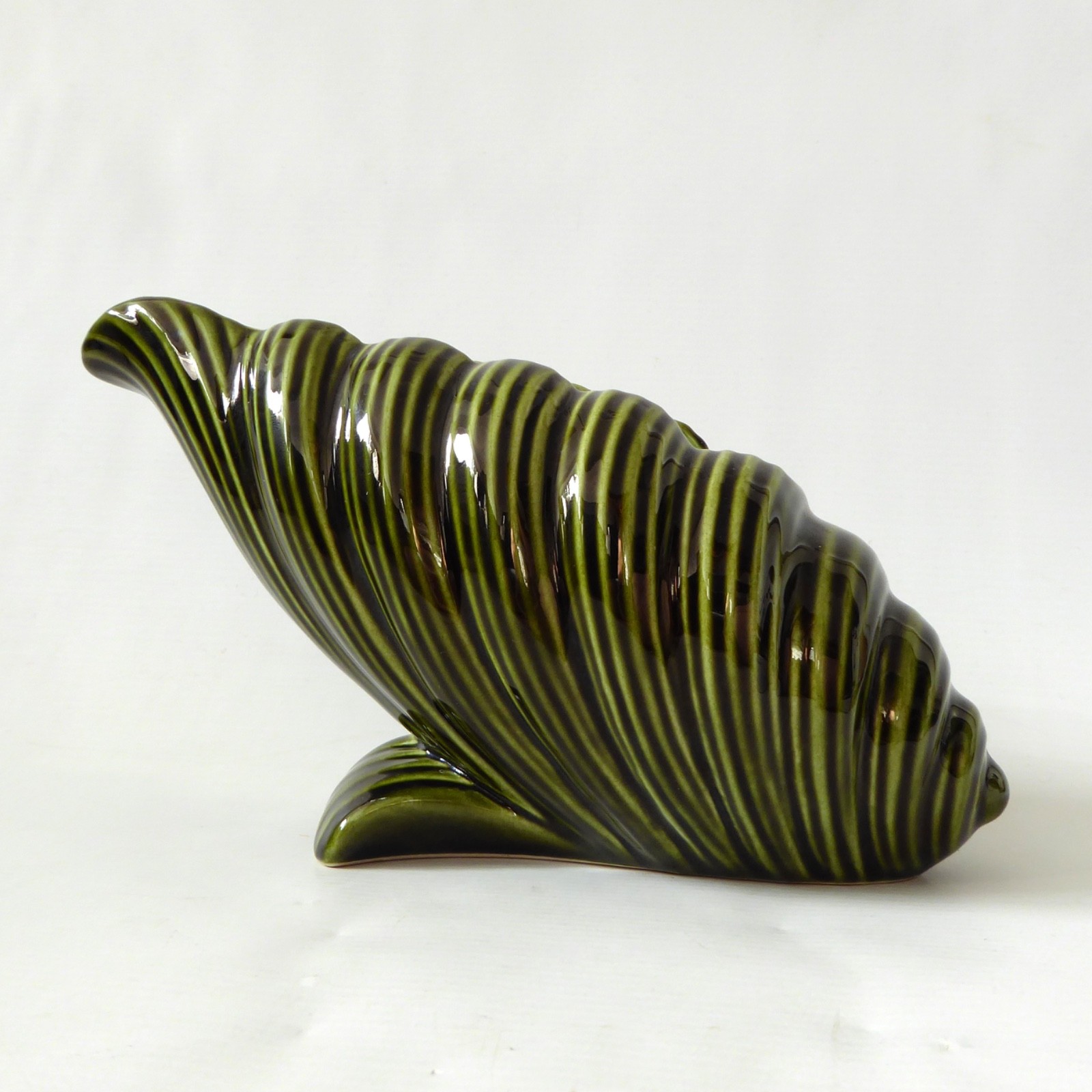 Sylvac large shell mantle vase 399, vintage deep olive green. Retro 60s 70s