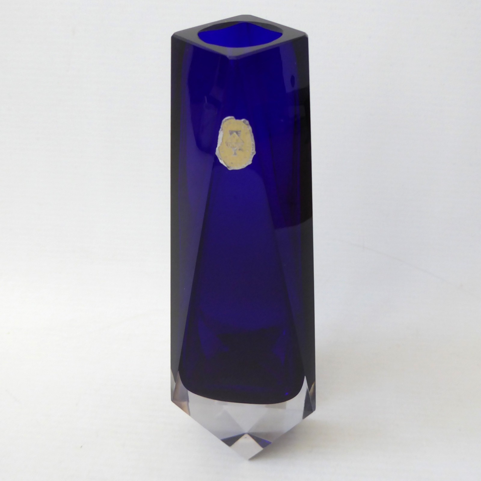 VEB Kunstglas art glass blue faceted block vase, vintage East German GDR 1970s - Image 4