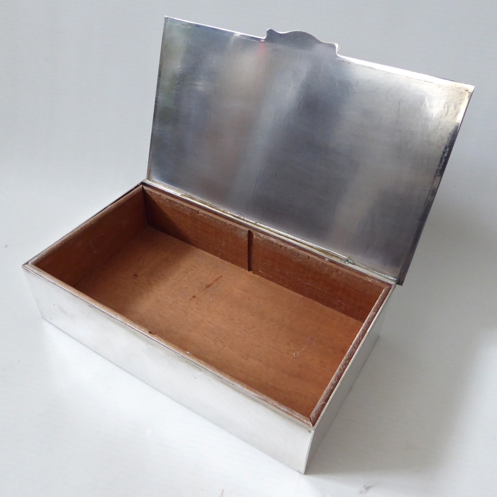 Viners of Sheffield Alpha Plate cigarette trinket jewellery box case, vintage - Image 11