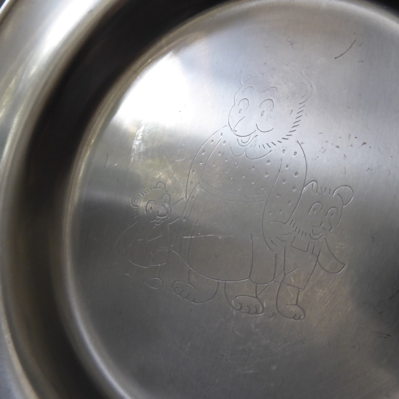 Vintage DKF LUNDTOFTE Denmark 3 bears stainless steel children's kid's dish bowl - Image 5